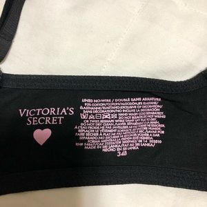 NWOT Victoria Secret Wireless Bra